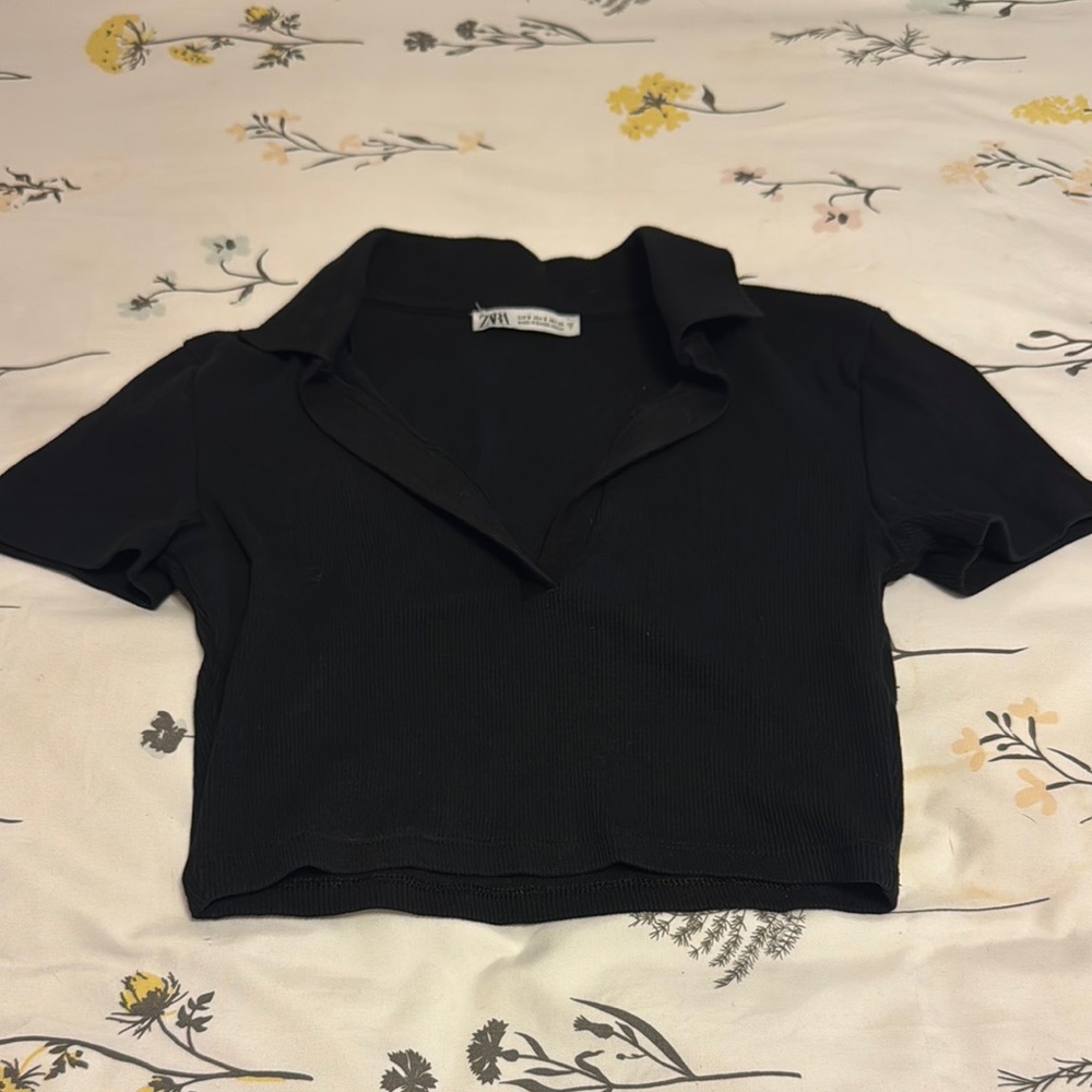 Zara Black Fitted Crop Button Down Shirt